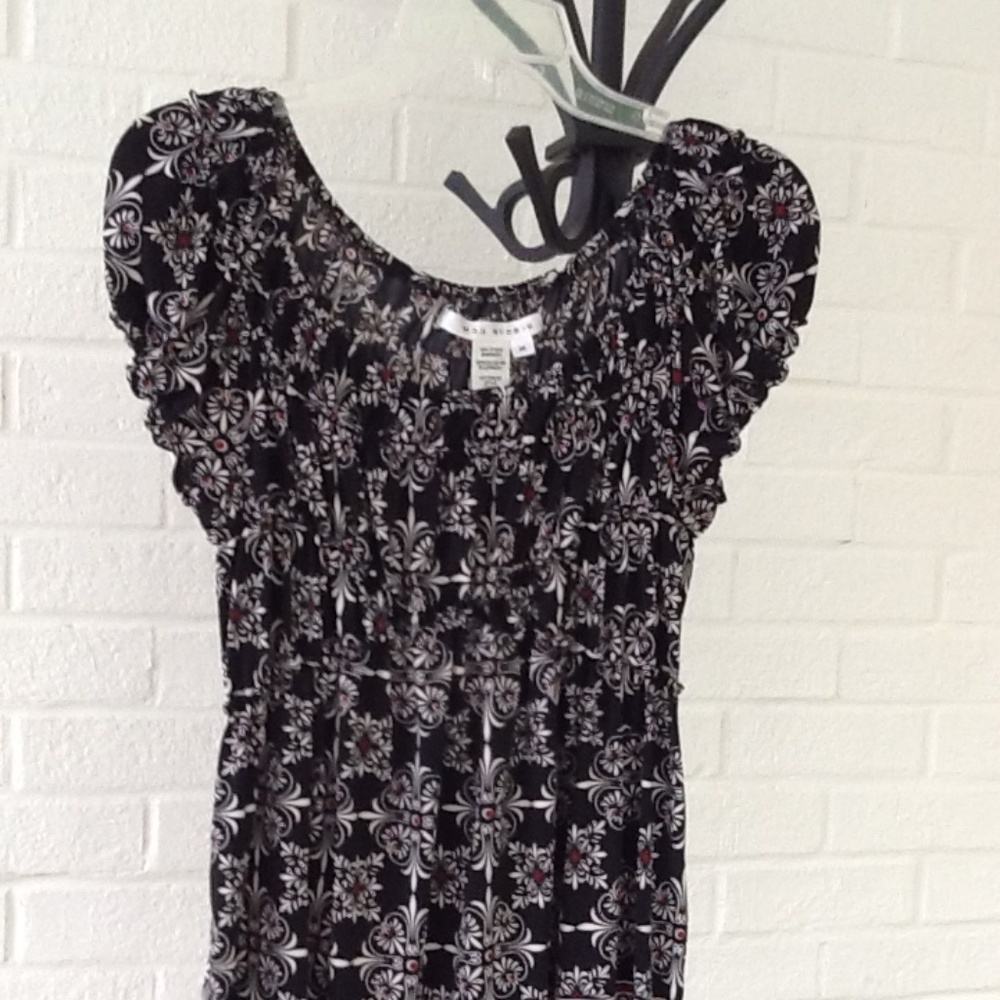 Beautiful short sleeve silky tunic